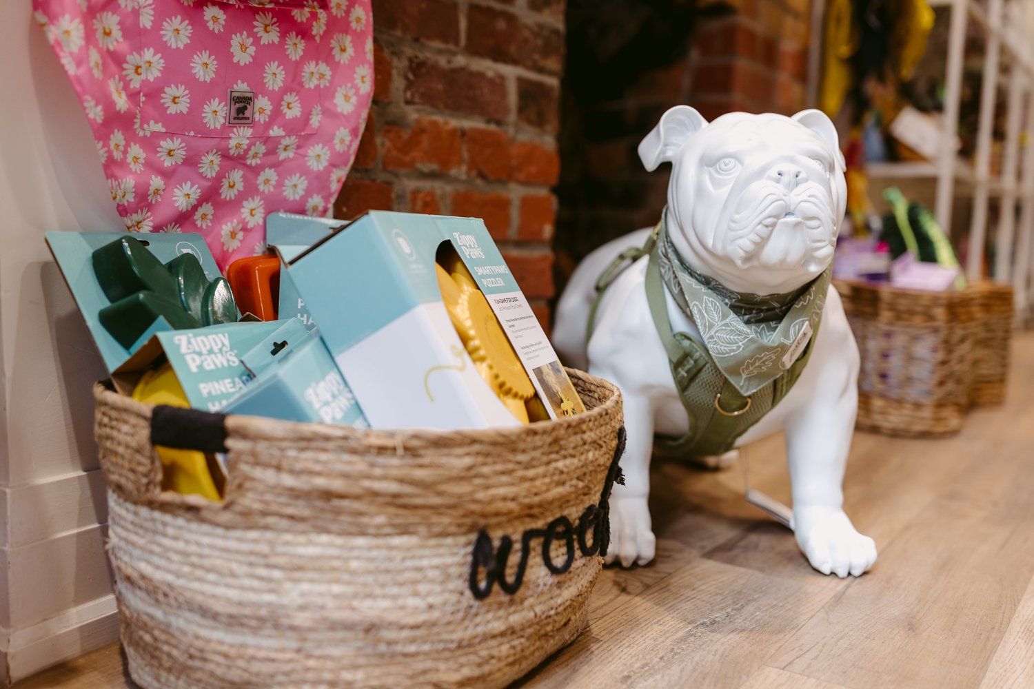Gifts ideas from Dog World Resort and Spa in Downtown Toronto
